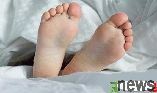 What s wrong with odor in feet? Small folk remedies for treating foot odor